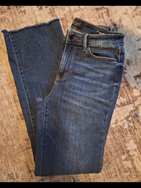 Judy Blue Boot Cut Jeans With Raw Hem. Sz 11/30.